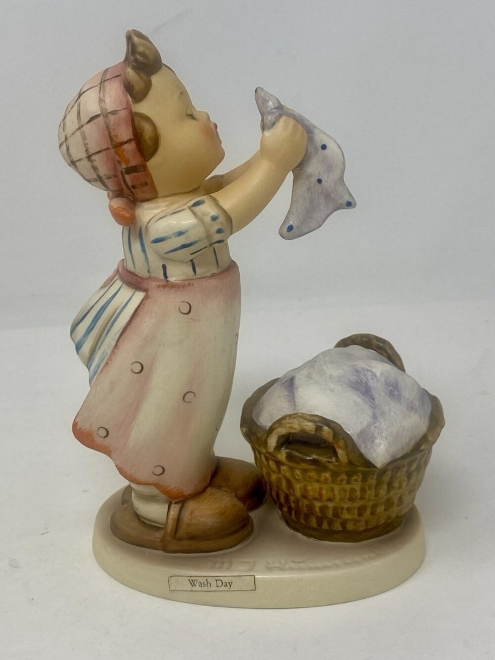 Goebel Hummel Wash Day # 321 Signed Figurine 1960s W Germany TMK4 Girl Laundry